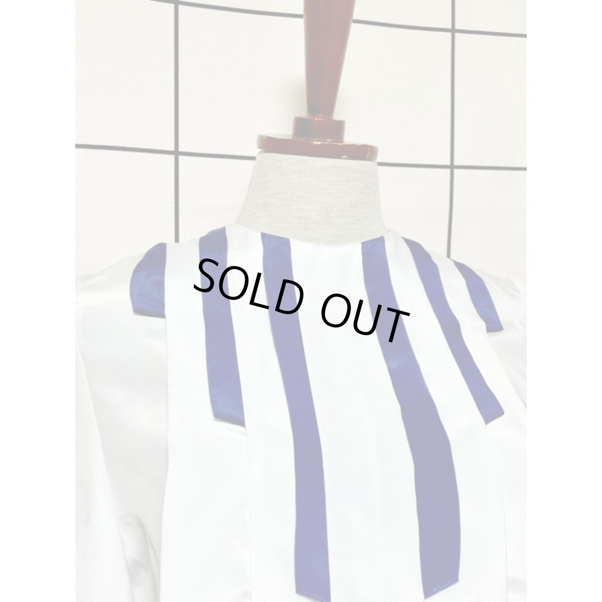 画像6: ホワイト ネイビー タック ノーカラー アメリカ古着 長袖 シャツ ヴィンテージブラウス (6)