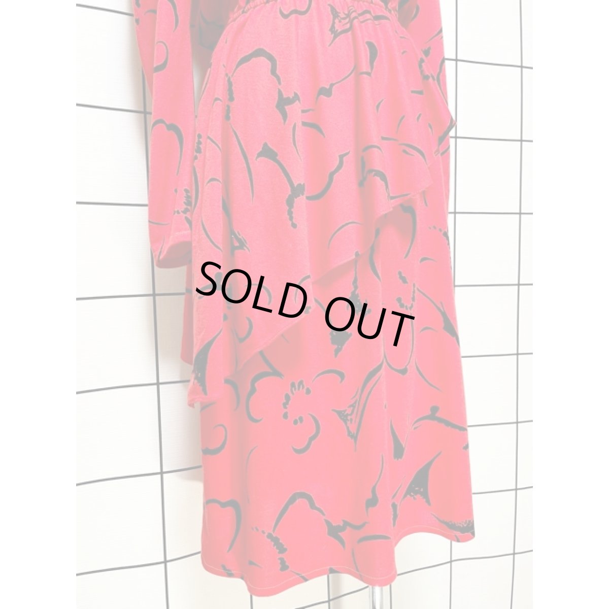 画像9: アート調 レッド ウエストゴム 長袖 レトロ アメリカ古着 ヴィンテージワンピース (9)