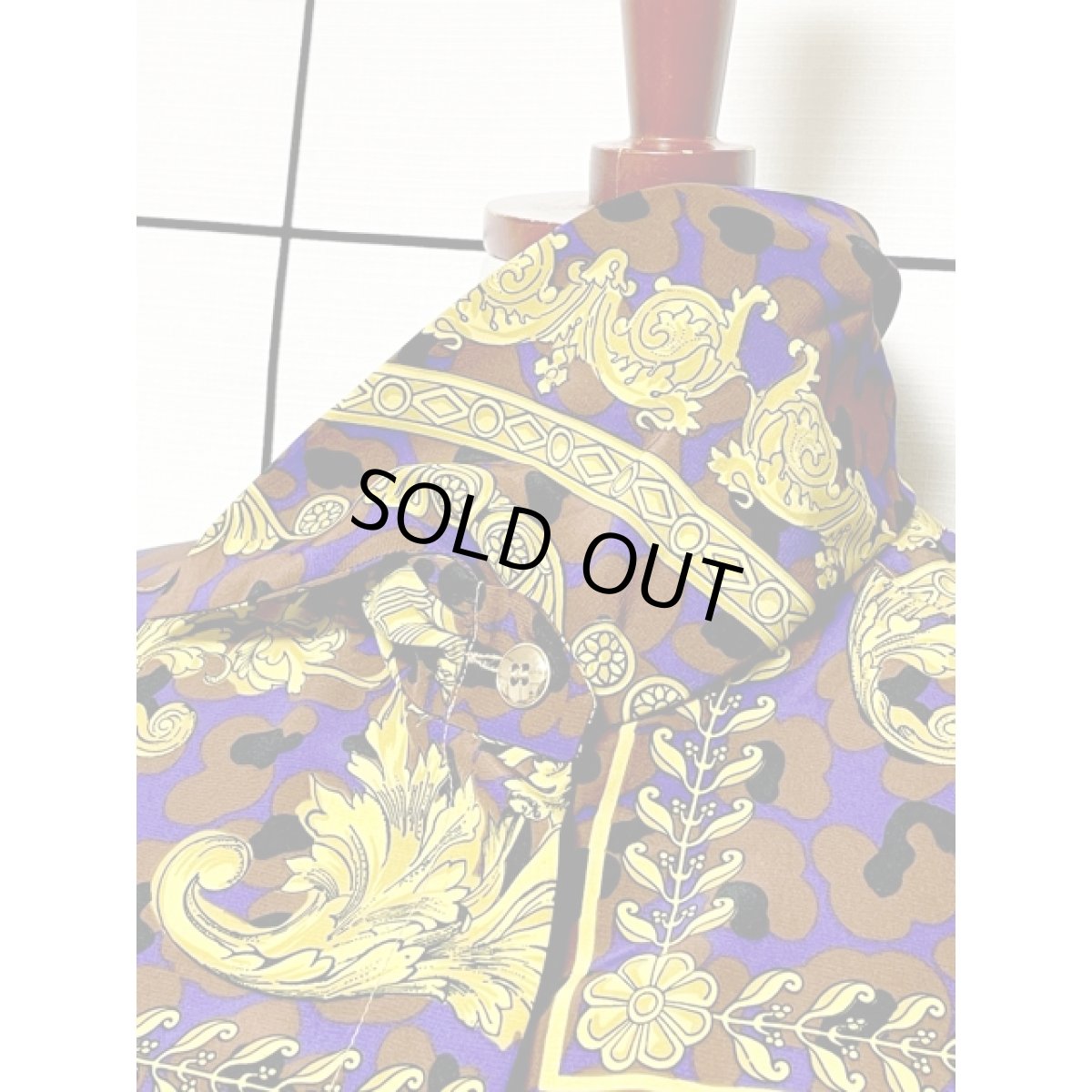 画像9: スカーフ柄 アシンメトリー襟 シャツ 長袖 アメリカ古着 レトロ ヴィンテージブラウス (9)