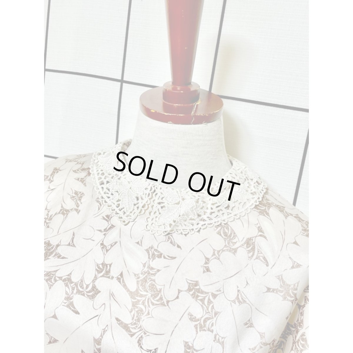 画像6: レース襟 後ろボタン レトロ シャツ 長袖 アメリカ古着 ヴィンテージブラウス (6)