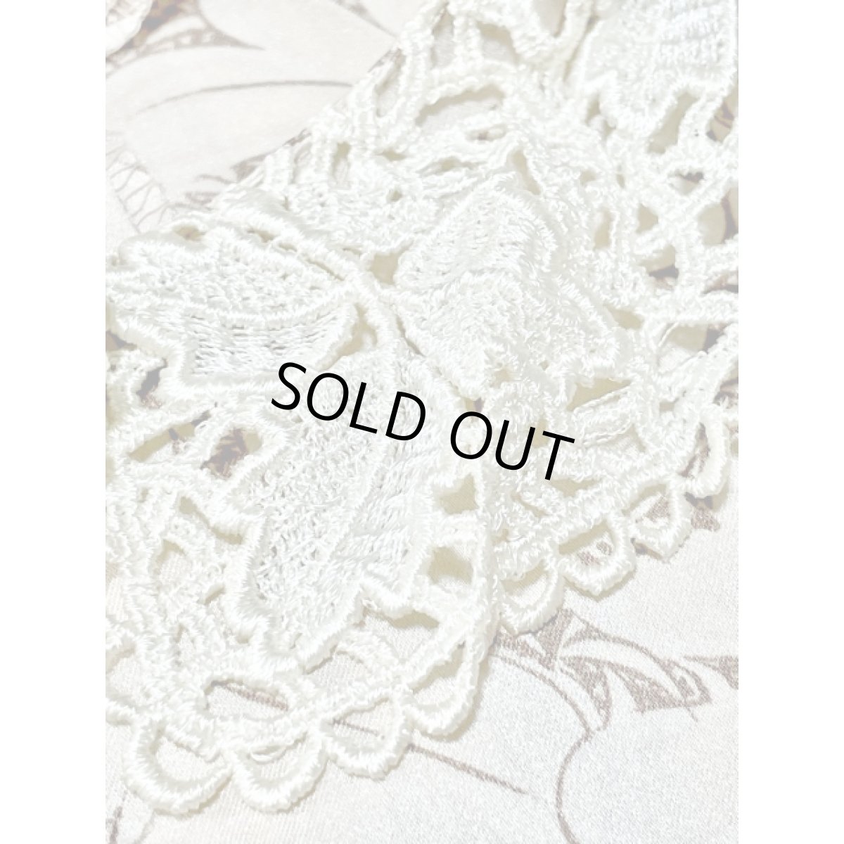 画像12: レース襟 後ろボタン レトロ シャツ 長袖 アメリカ古着 ヴィンテージブラウス (12)