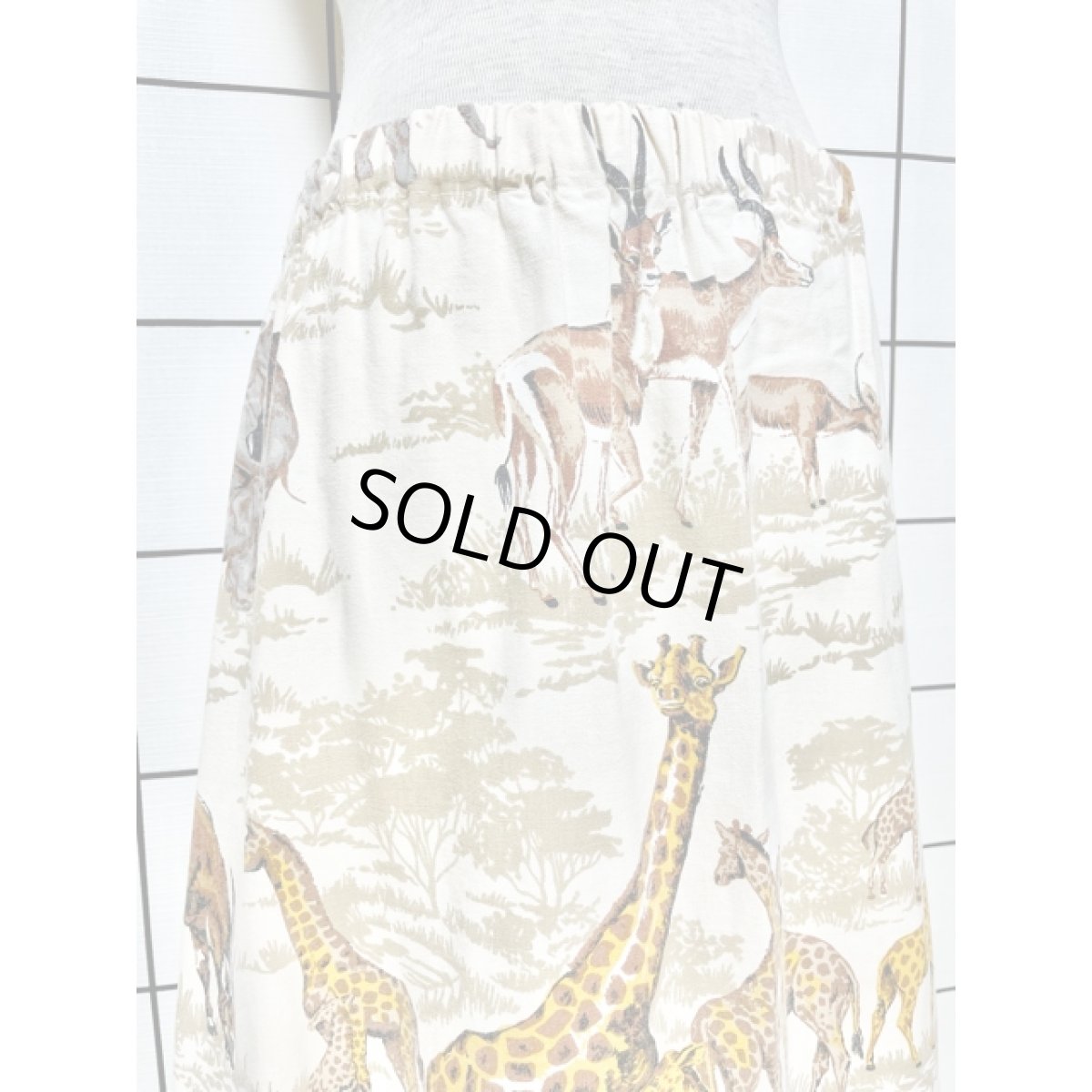 画像2: ライオン キリン ゾウ  アニマル柄 レトロ アメリカ古着 ヴィンテージロングスカート (2)