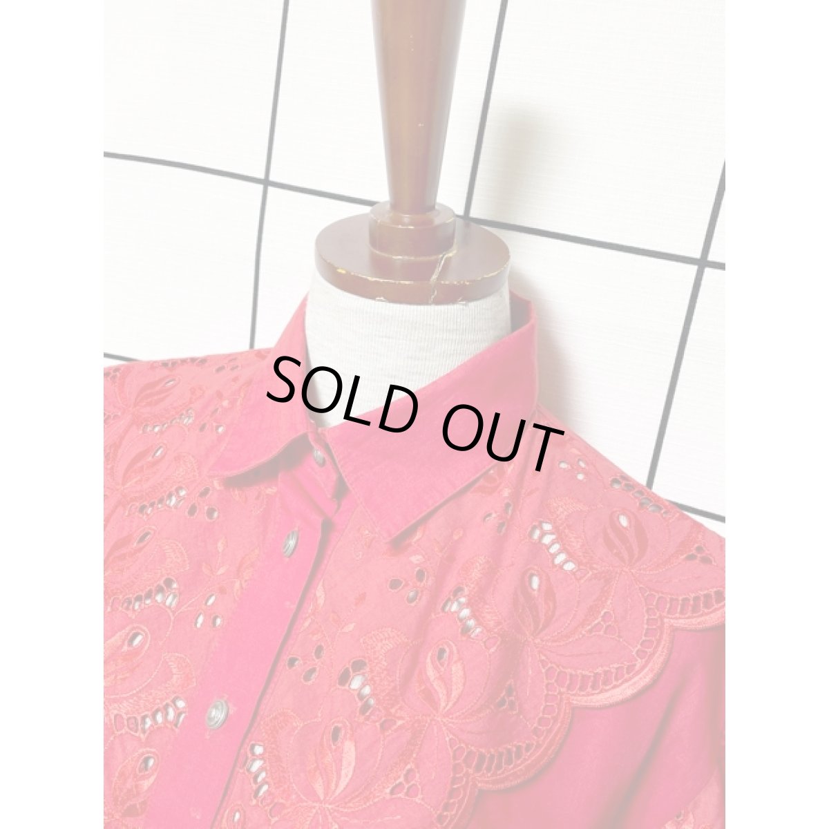 画像4: レース レッド 赤 ディアンドル チロルブラウス ドイツ民族衣装 舞台 演奏会 フォークダンス オクトーバーフェスト (4)