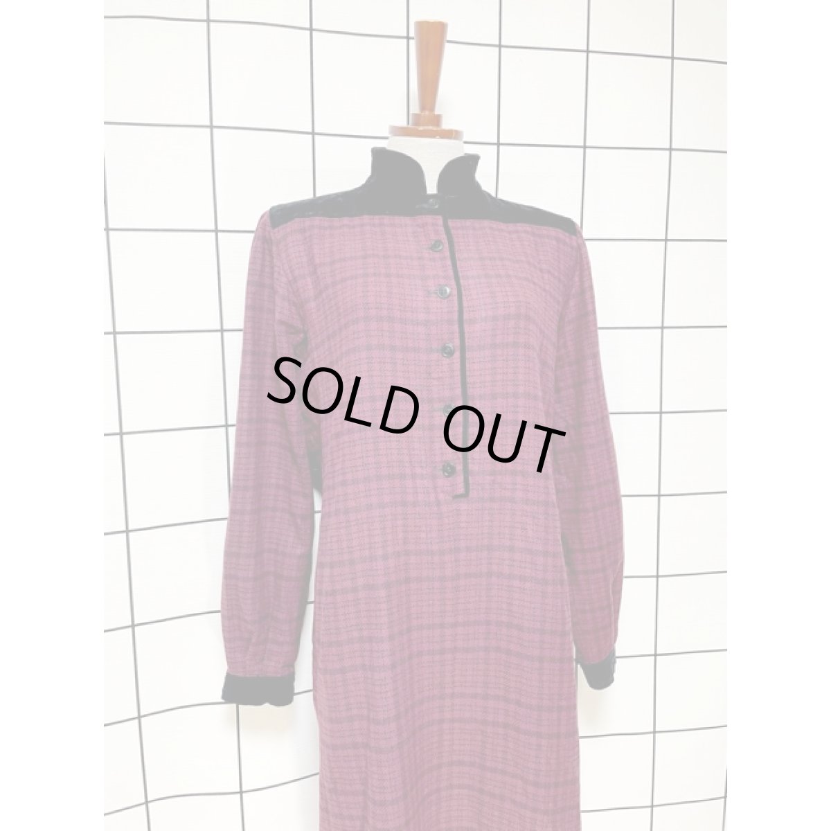 画像3: ベロア切り替え チェック柄 スタンドカラー レトロ アメリカ古着 ヴィンテージワンピース (3)