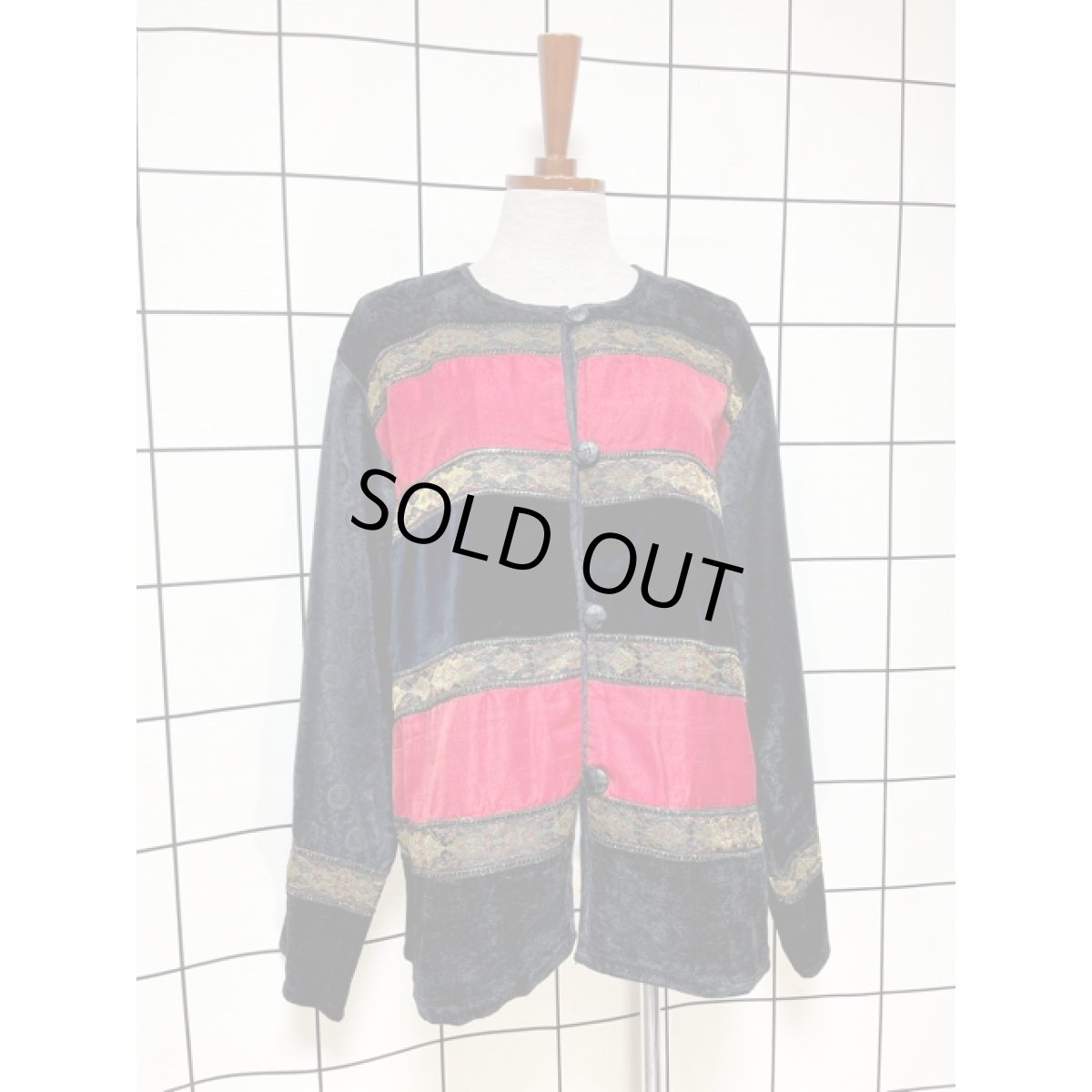 画像3: ベロア 織り模様 刺繍入りテープ レトロ アメリカ古着 ヴィンテージジャケット (3)