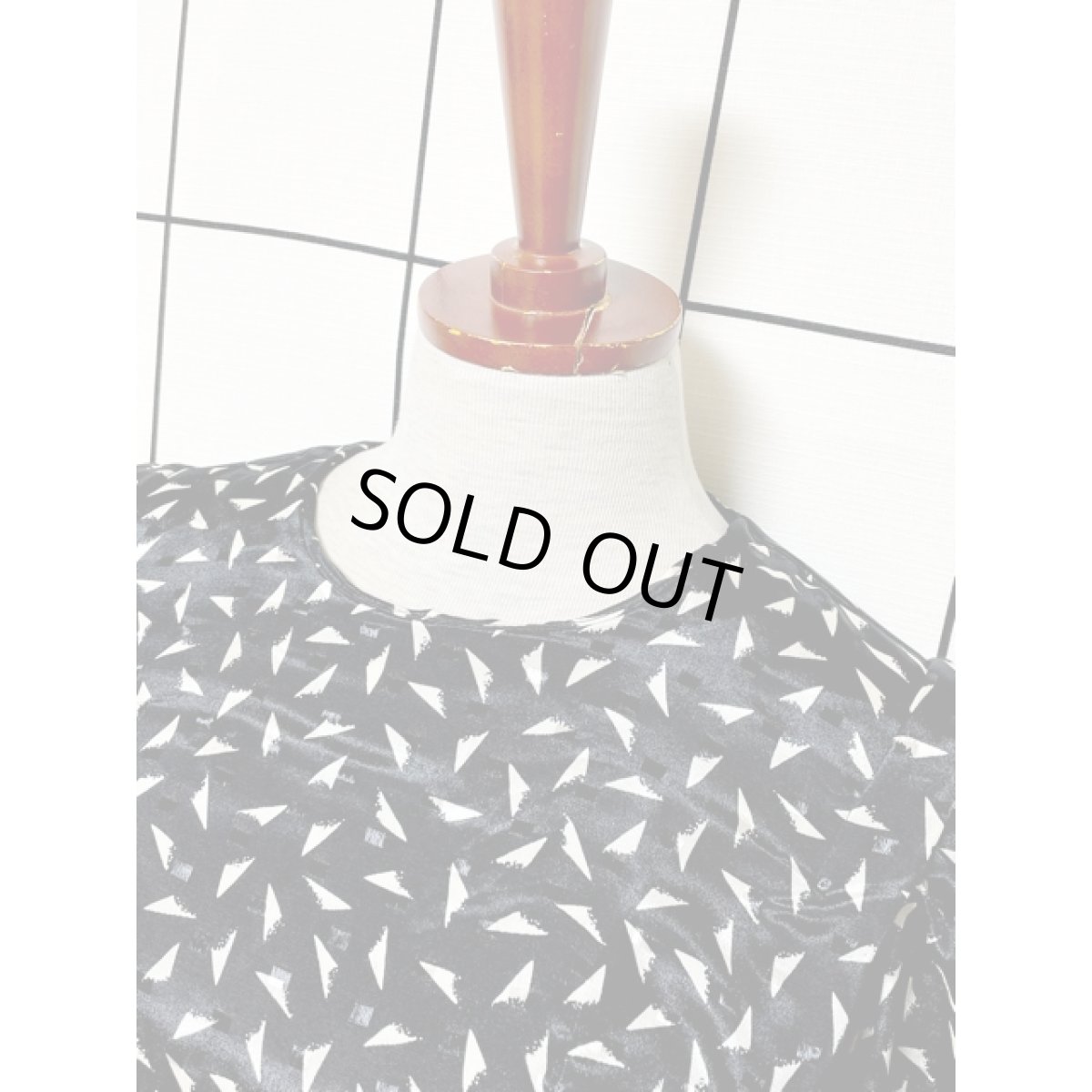 画像5: アート調 モノクロ ウエストゴム 長袖 レトロ アメリカ古着 ヴィンテージワンピース (5)