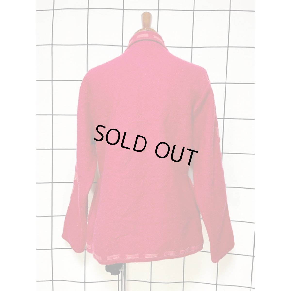 画像2: レザー装飾 レッド 赤 レトロ アメリカ古着 ヴィンテージジャケット (2)