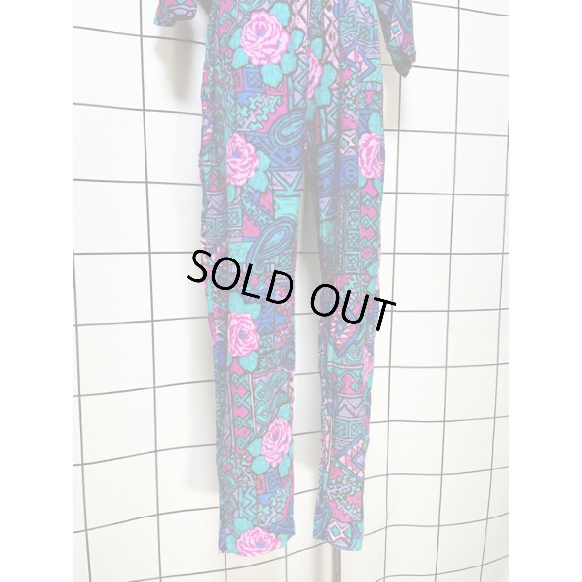 画像9: 花柄 幾何学模様 ドルマンスリーブ ウエストゴム アメリカ古着  レトロ ヴィンテージオールインワン (9)