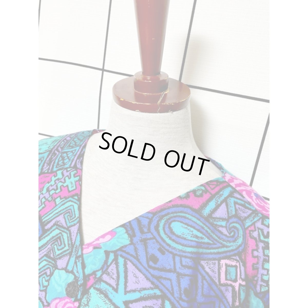 画像5: 花柄 幾何学模様 ドルマンスリーブ ウエストゴム アメリカ古着  レトロ ヴィンテージオールインワン (5)