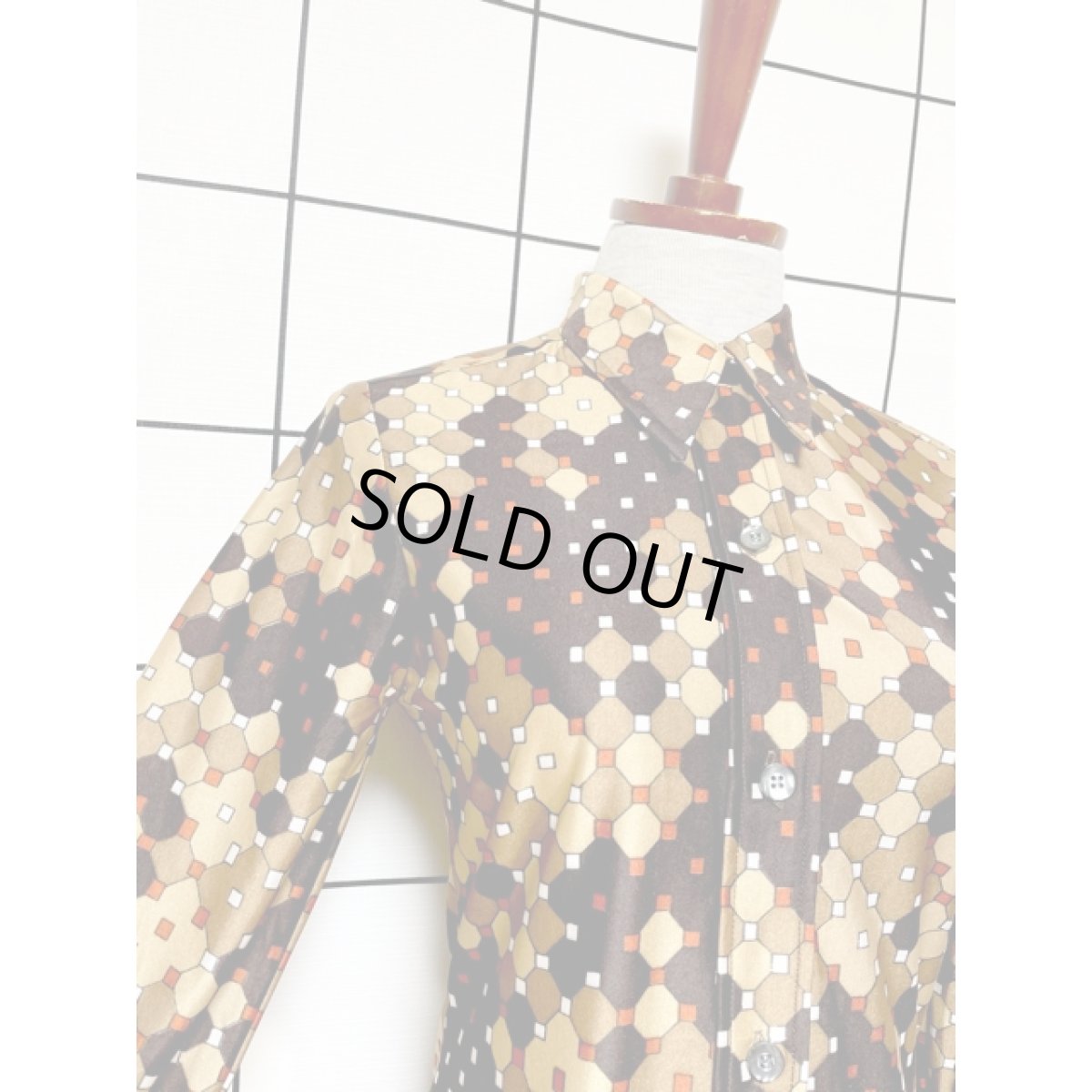 画像6: スクエア レトロ ヨーロッパ古着 ヴィンテージブラウス (6)