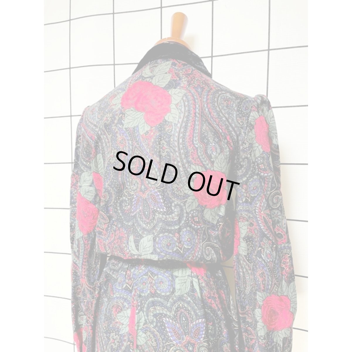 画像3: 薔薇柄 ベルベット切り替え ウエストゴム レトロ 長袖 アメリカ古着 ヴィンテージワンピース (3)