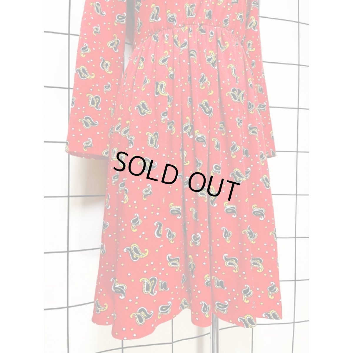 画像10: ドット ペイズリーモチーフ タートルネック レッド ウエストゴム レトロ 長袖 アメリカ古着 ヴィンテージワンピース (10)