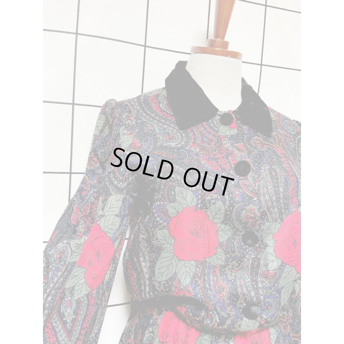 画像7: 薔薇柄 ベルベット切り替え ウエストゴム レトロ 長袖 アメリカ古着 ヴィンテージワンピース (7)