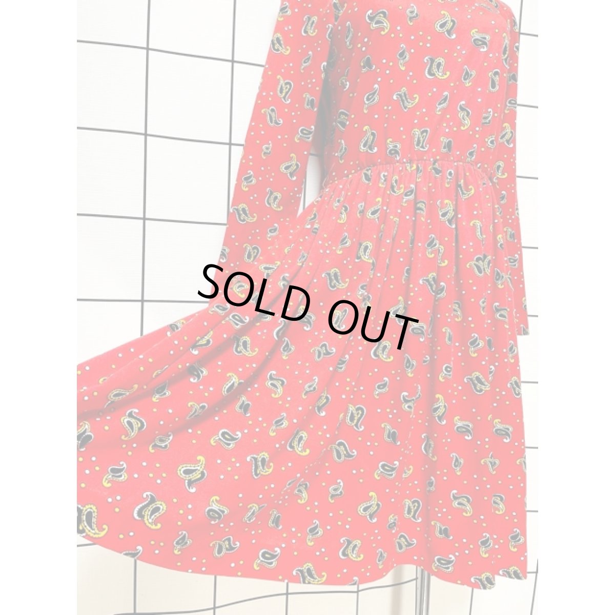 画像11: ドット ペイズリーモチーフ タートルネック レッド ウエストゴム レトロ 長袖 アメリカ古着 ヴィンテージワンピース (11)