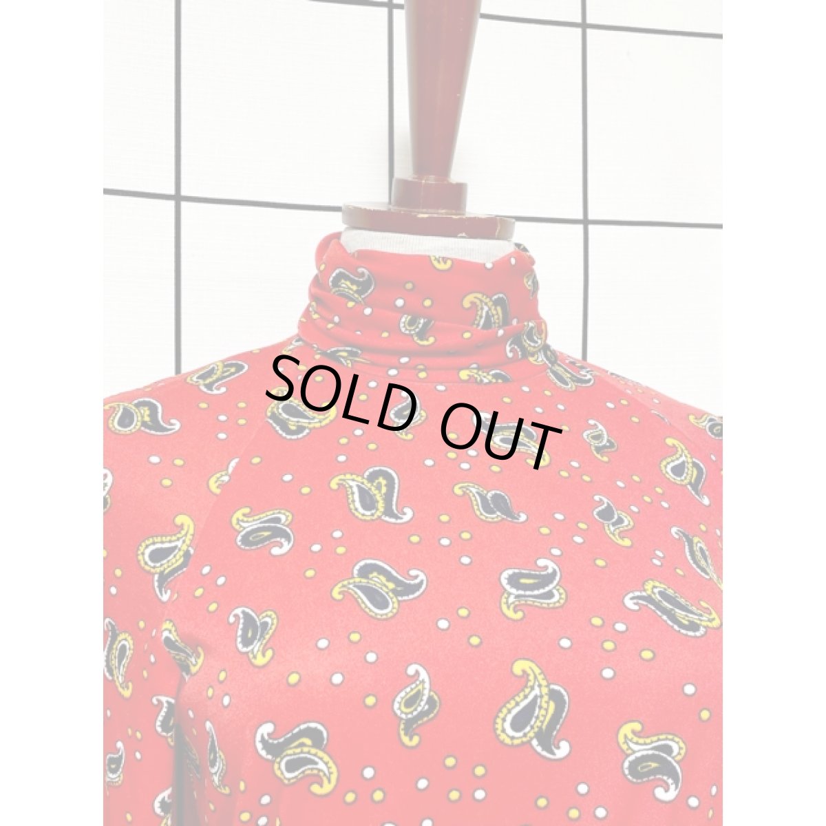 画像6: ドット ペイズリーモチーフ タートルネック レッド ウエストゴム レトロ 長袖 アメリカ古着 ヴィンテージワンピース (6)