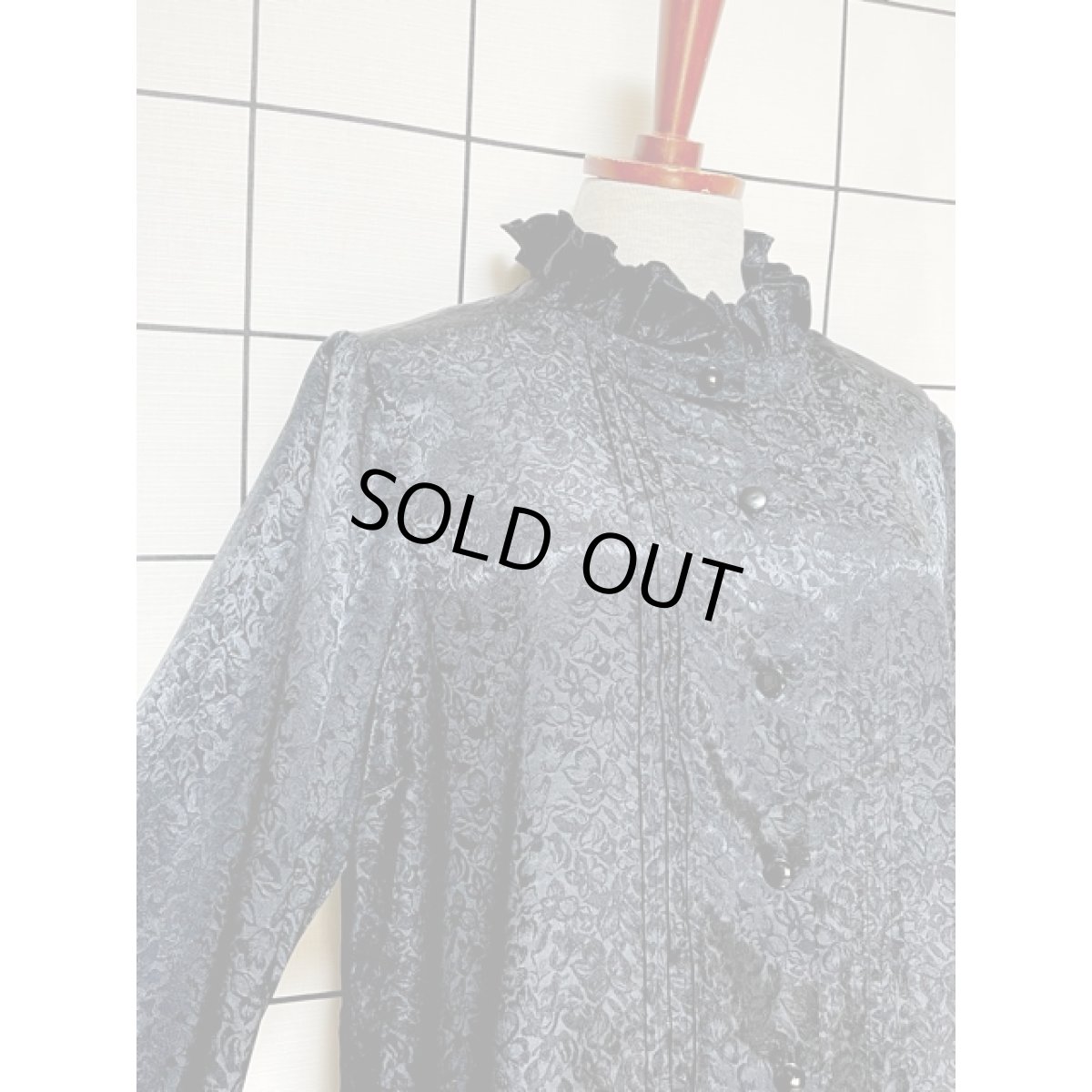 画像6: 首元フリル 花模様織り タック ブラック 長袖 シャツ レトロ アメリカ古着 ヴィンテージブラウス (6)