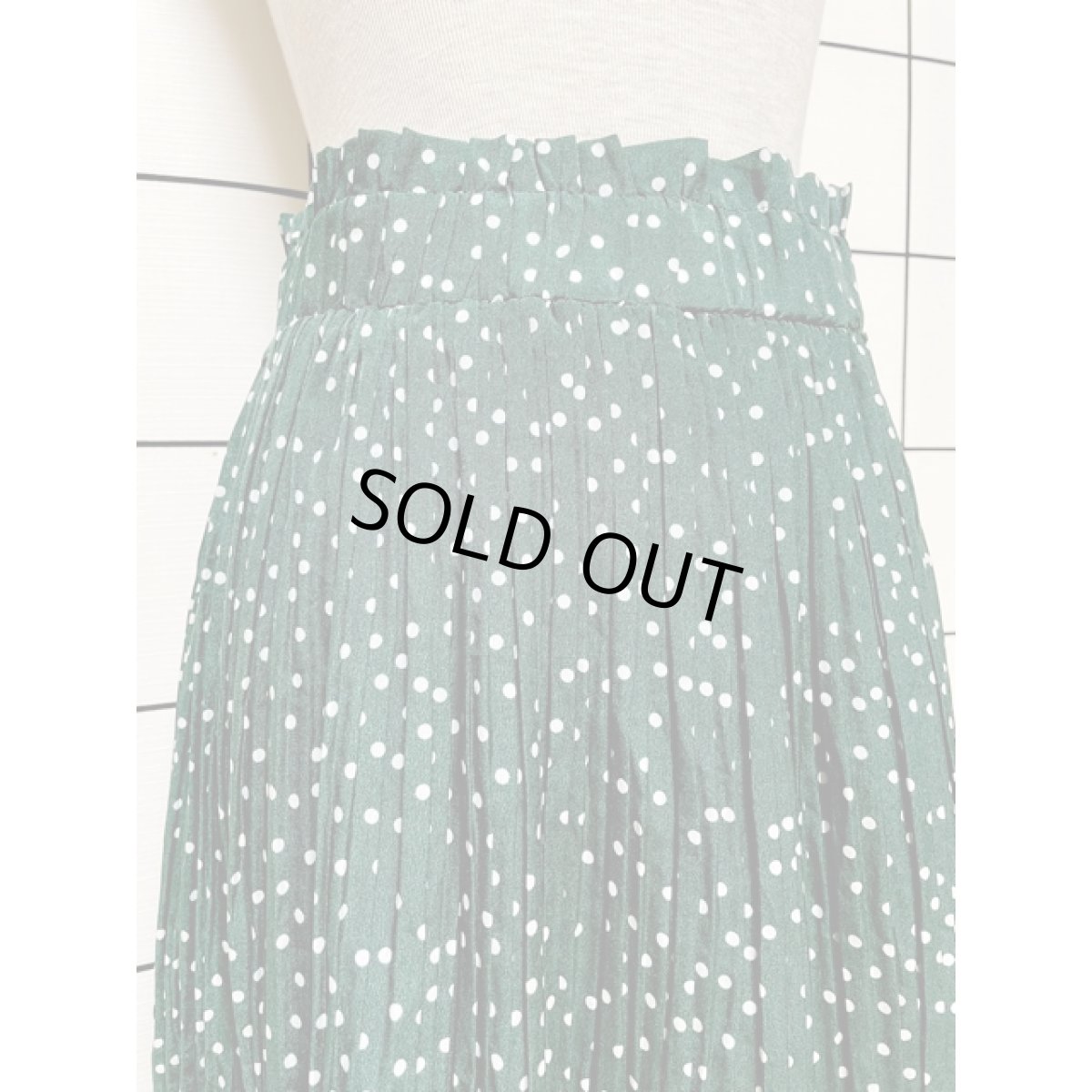 画像2: プリーツ ドット グリーン ウエストゴム レトロ アメリカ古着 ヴィンテージロングスカート (2)