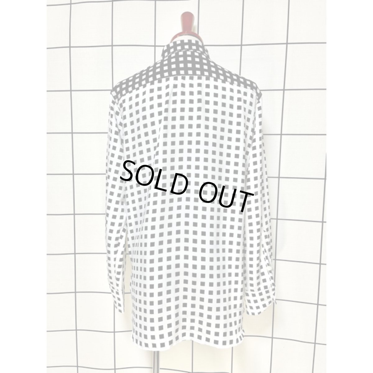 画像2: スクエア モノクロ レトロ 古着 ヴィンテージブラウス (2)