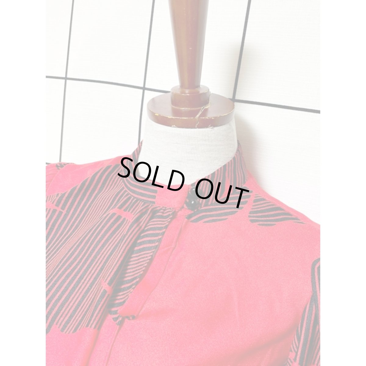 画像4: アシンメトリーフリル ストライプ レッド ブラック ウエストゴム レトロ アメリカ古着 ヴィンテージワンピース (4)