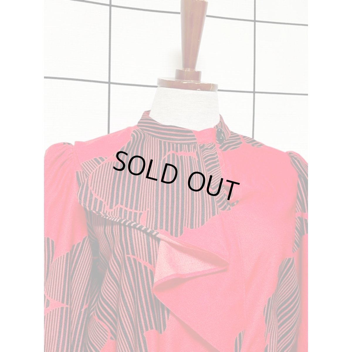 画像5: アシンメトリーフリル ストライプ レッド ブラック ウエストゴム レトロ アメリカ古着 ヴィンテージワンピース (5)