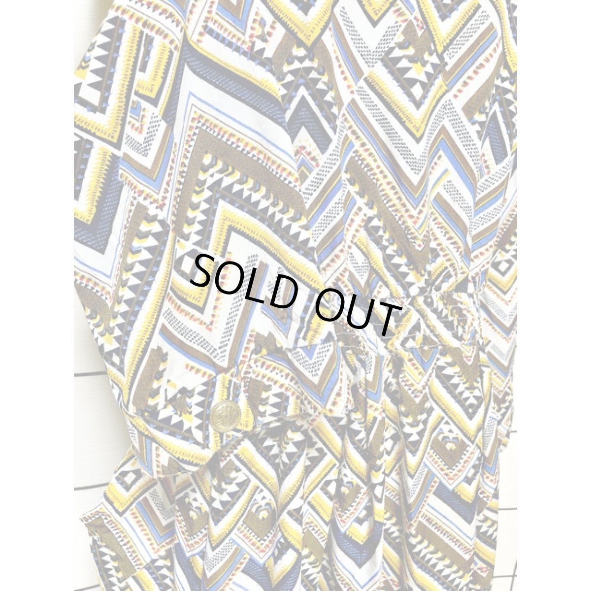 画像7: 幾何学模様 総柄 ウエストゴム レトロ 長袖 アメリカ古着 ヴィンテージワンピース (7)