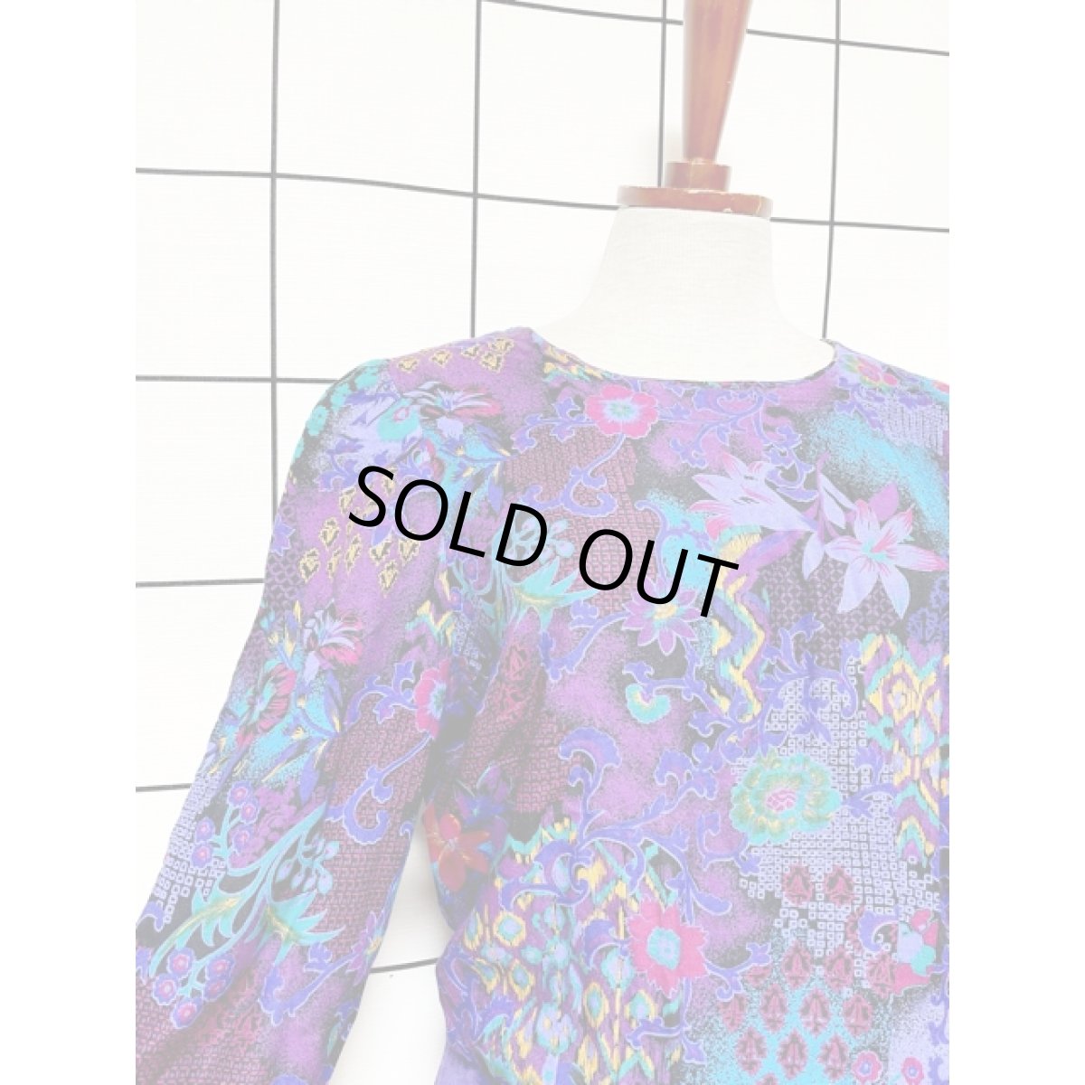 画像6: ベルベット切り替え 花柄 サイケ レトロ アメリカ古着 ヴィンテージワンピース (6)