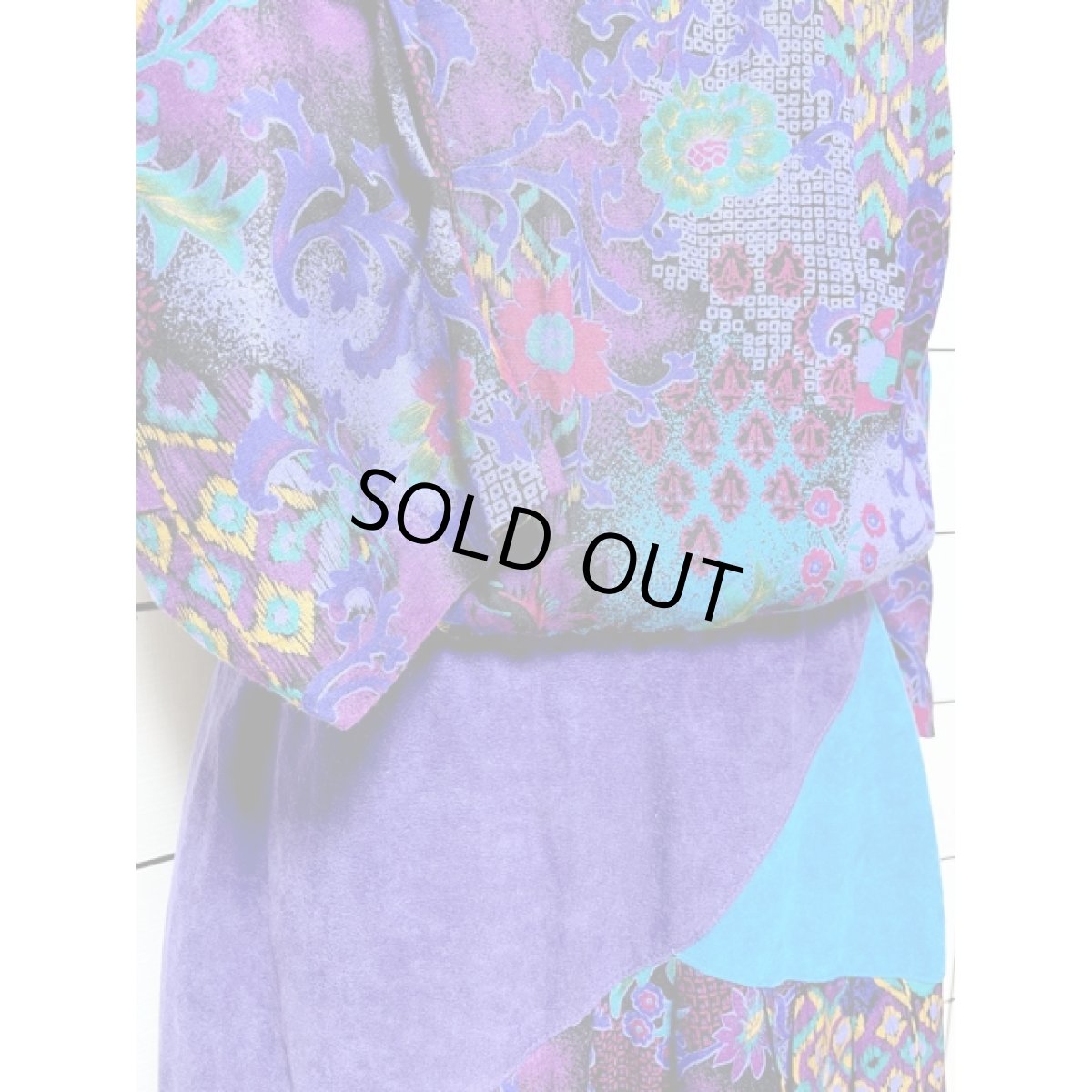 画像7: ベルベット切り替え 花柄 サイケ レトロ アメリカ古着 ヴィンテージワンピース (7)