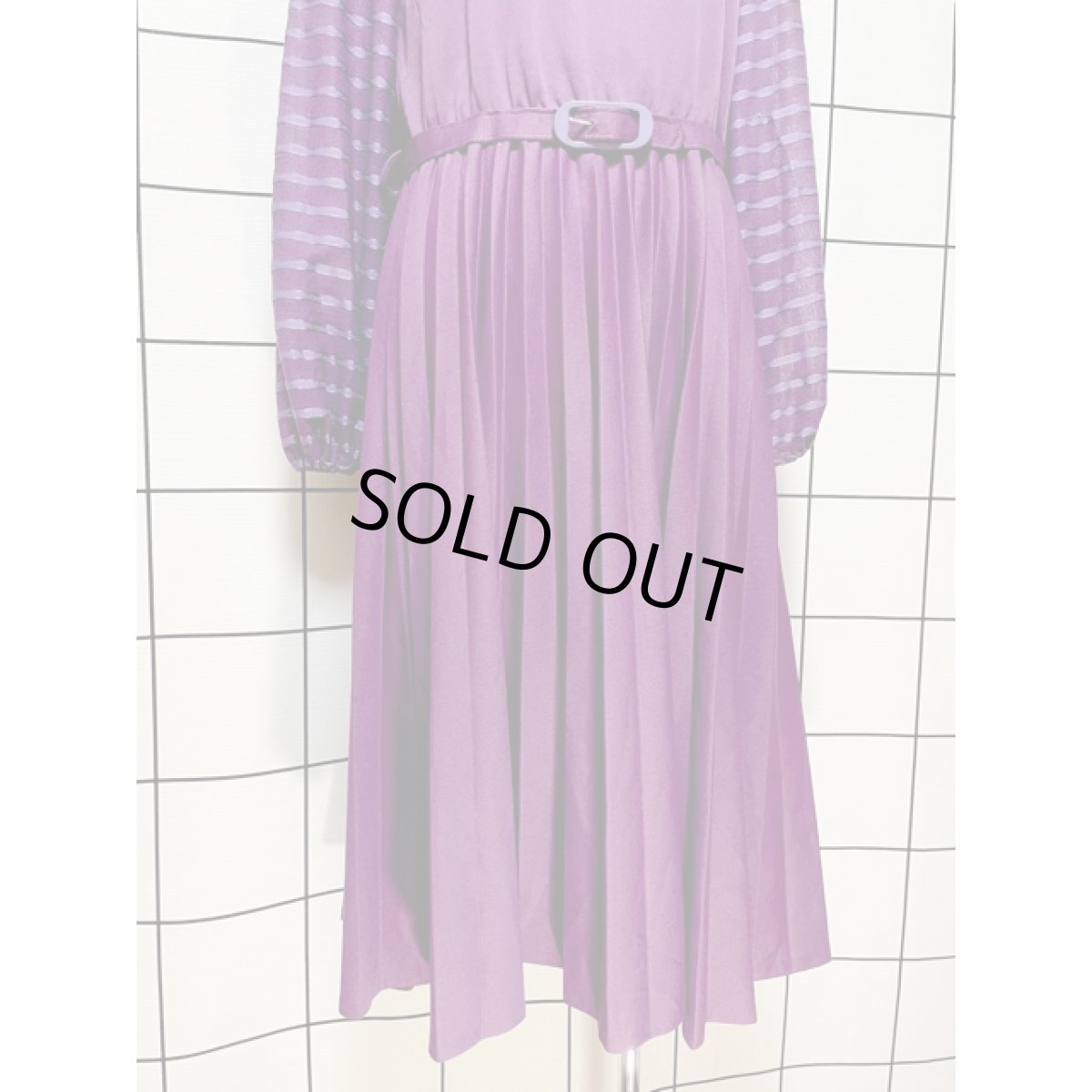 画像7: イングランド製 ベルト付 ボーダー プリーツ切り替え 首元フリル レトロ 長袖 ヨーロッパ古着 ヴィンテージドレス (7)