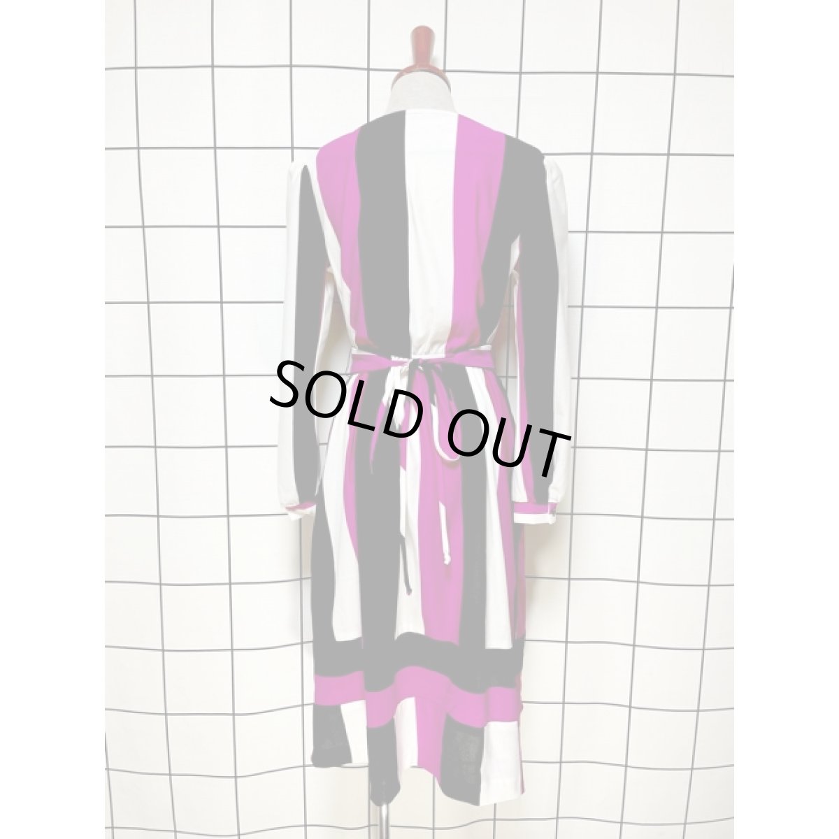 画像2: リボンベルト付 ストライプ ウエストゴム レトロ 長袖 アメリカ古着 ヴィンテージワンピース  (2)