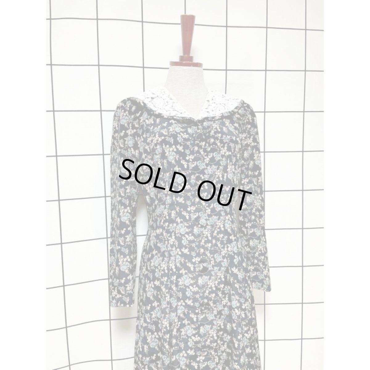 画像3: 花柄 レース襟 前開き レトロ アメリカ古着 ヴィンテージワンピース (3)