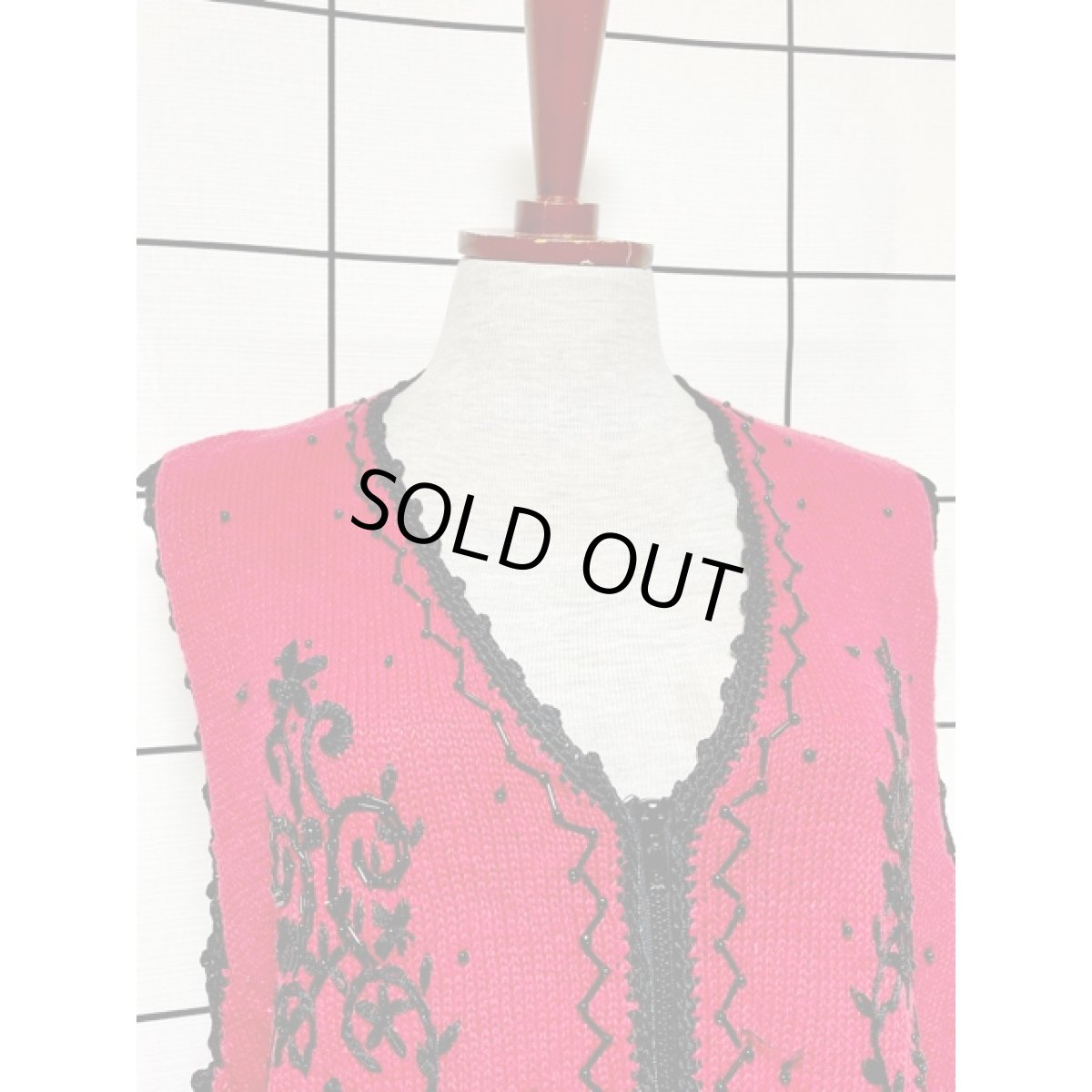 画像6: ビーズ装飾 レッド ブラック ジップアップ レトロ アメリカ古着 ヴィンテージニットベスト (6)