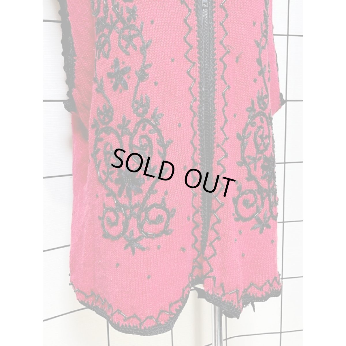 画像7: ビーズ装飾 レッド ブラック ジップアップ レトロ アメリカ古着 ヴィンテージニットベスト (7)