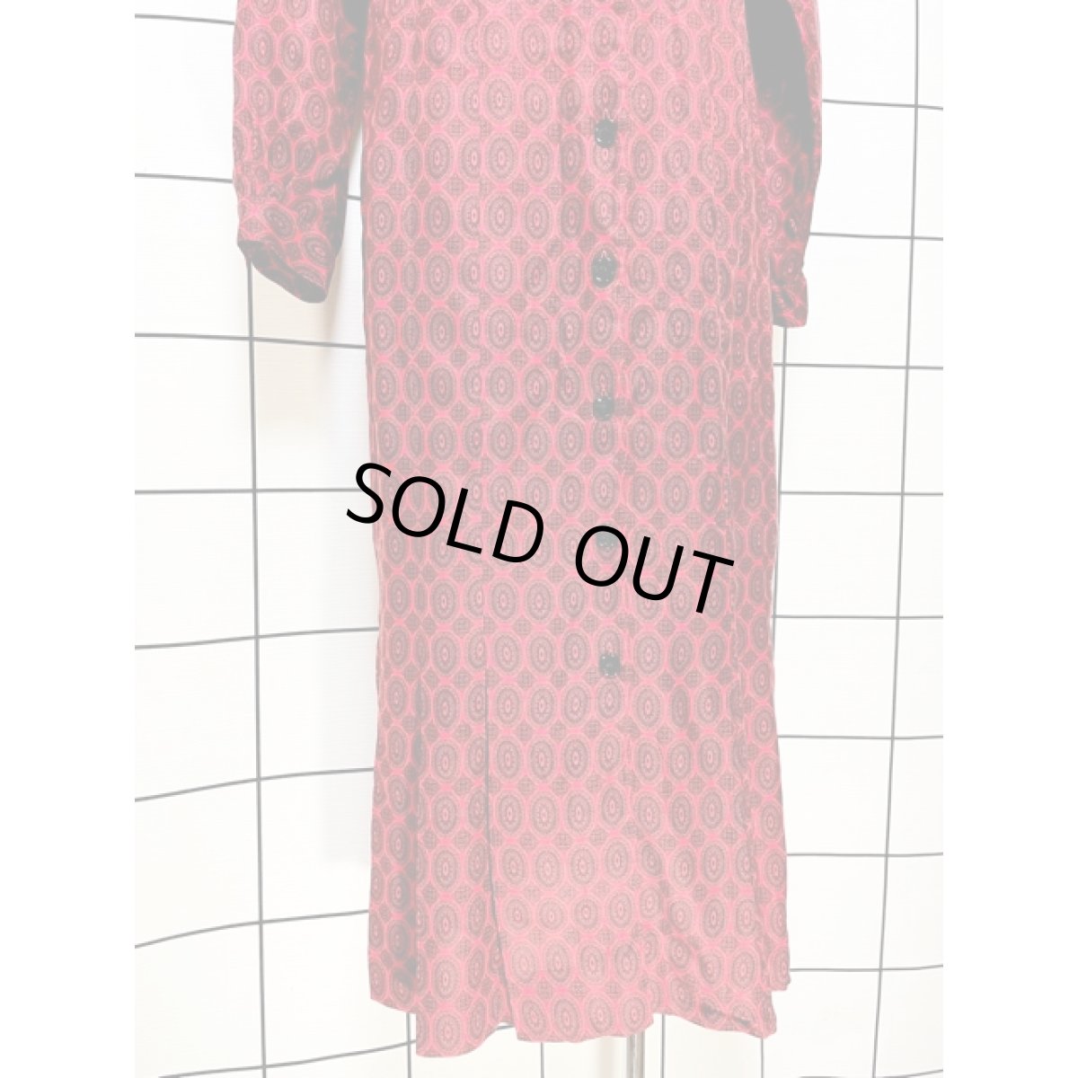 画像8: 前開き 総柄 ウエストゴム 長袖 レトロ USA古着 ヴィンテージシャツワンピース (8)