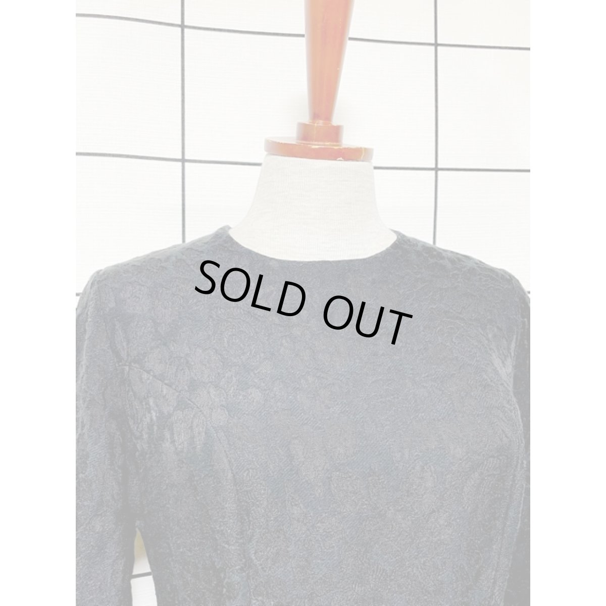 画像5: 大人クラシカル 凹凸花模様織り ブラック 長袖 レトロ ヨーロッパ古着 ヴィンテージドレス (5)