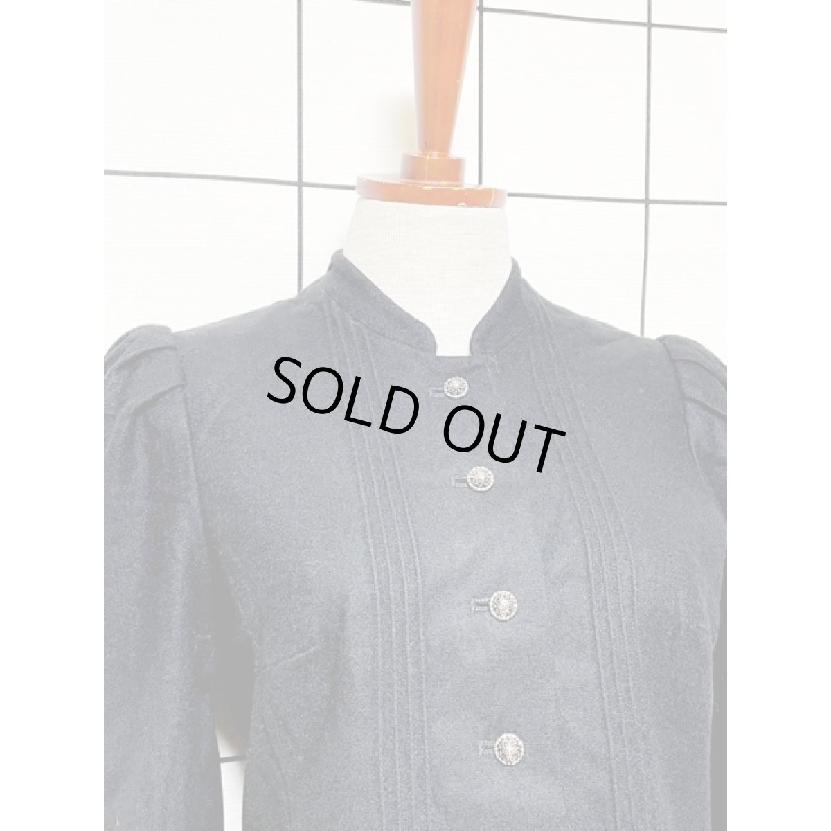 画像5: オーストリア製 Austria チロルジャケット パフスリーブ クラシカル ブラック 無地  ディアンドル ドイツ民族衣装 オクトーバーフェスト (5)