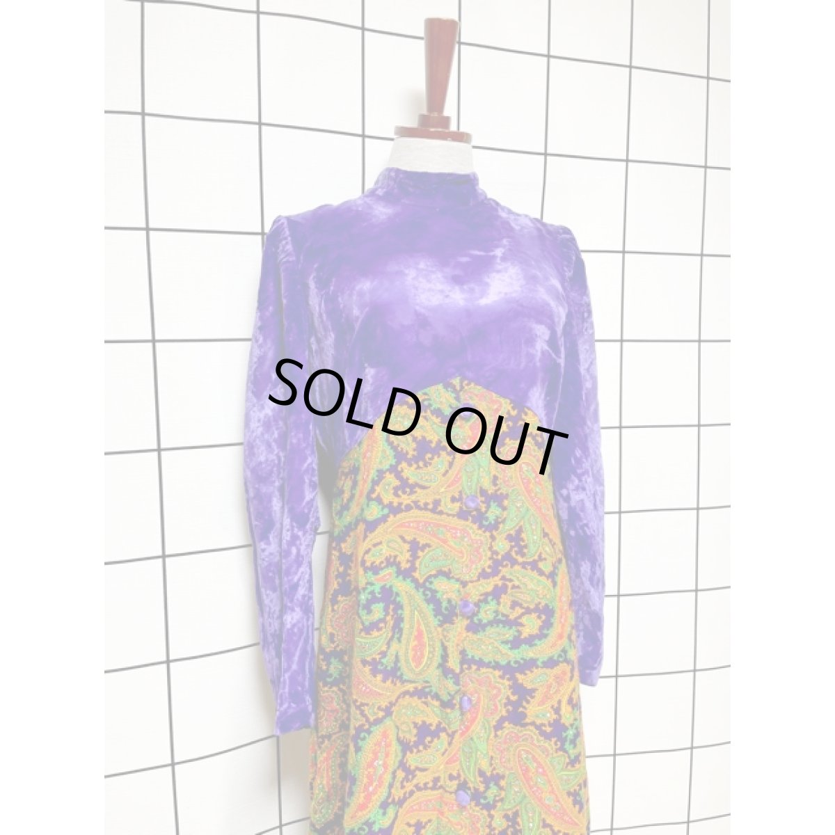 画像4: 70年代 ベロア切り替え サイケデリック ペイズリー柄 パーティー 衣装 クラシカル レトロ USA古着 ヴィンテージロングドレス (4)