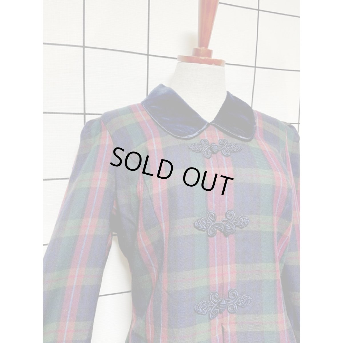 画像6: チャイナボタン装飾 レイヤード調 ベロア襟 レトロ アメリカ古着 ヴィンテージワンピース (6)