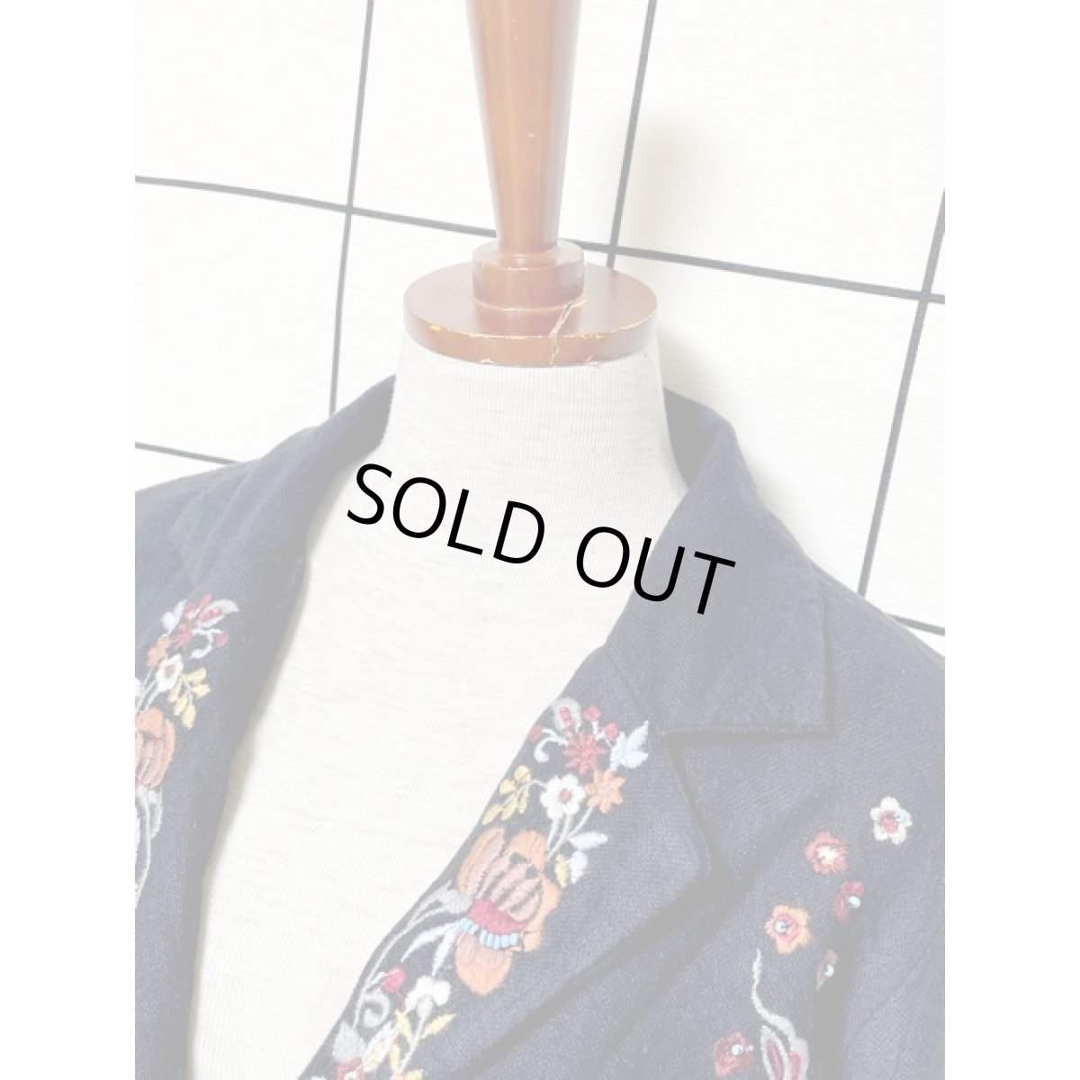 画像4: 刺繍 ビーズ ブラック レトロ India古着 ヴィンテージジャケット (4)