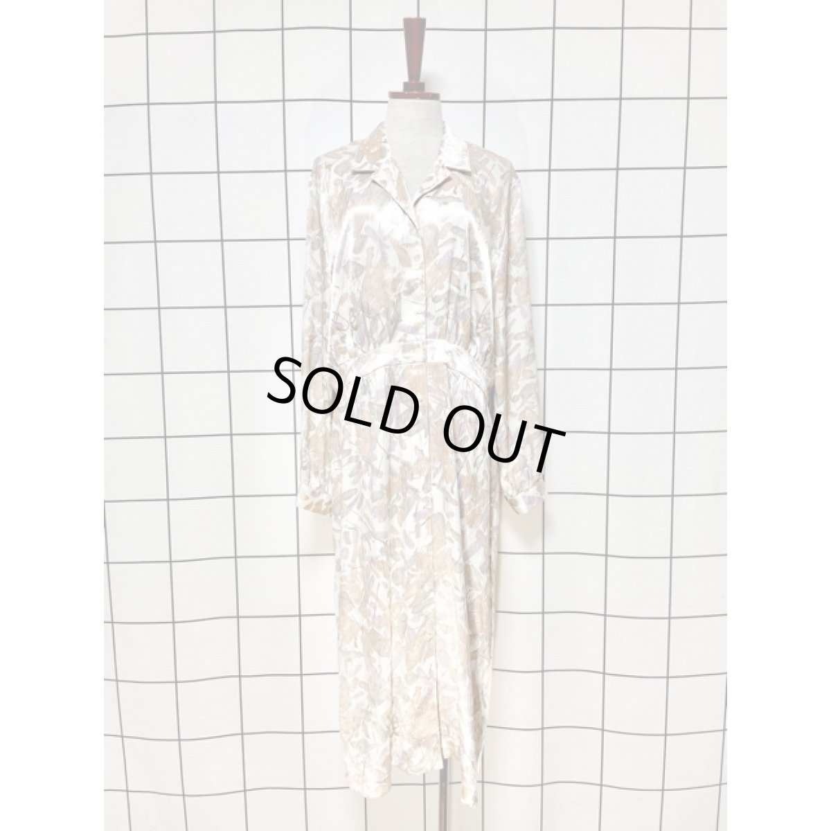 画像1: ★★50％OFF BIGSALE 対象商品★★ アート柄 前開き 総柄 ウエストゴム 長袖 レトロ USA古着 ヴィンテージシャツワンピース (1)