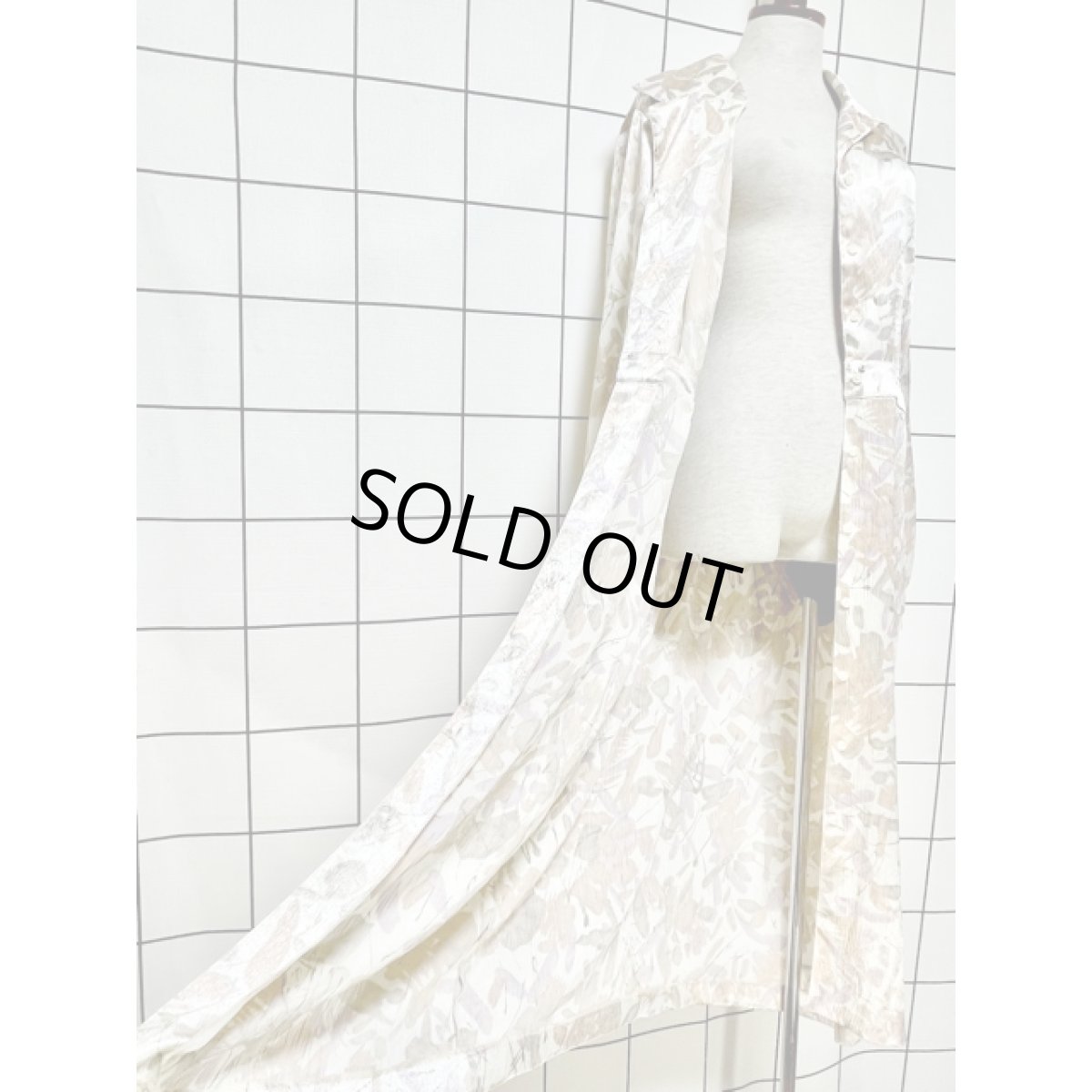 画像9: アート柄 前開き 総柄 ウエストゴム 長袖 レトロ USA古着 ヴィンテージシャツワンピース (9)