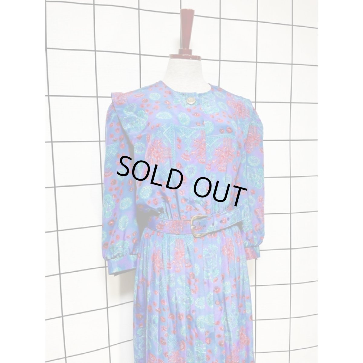 画像3: ベルト付き プリーツ切り替え 花柄 ウエストゴム レトロ アメリカ古着 ヴィンテージワンピース (3)