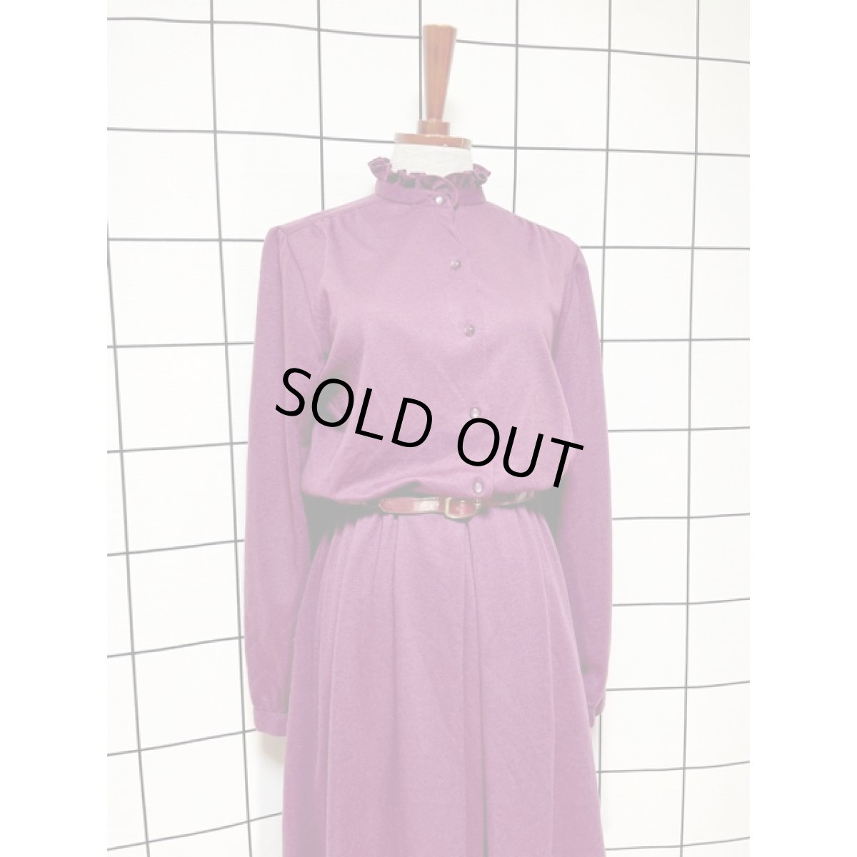 画像3: ベルト付 首元フリル ウエストゴム レトロ 長袖 USA古着 ヴィンテージワンピース (3)