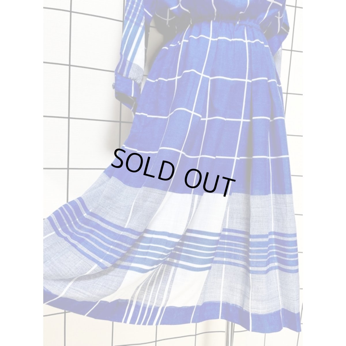 画像9: チェック ブルー ホワイト ウエストゴム レトロ USA古着 ヴィンテージワンピース (9)