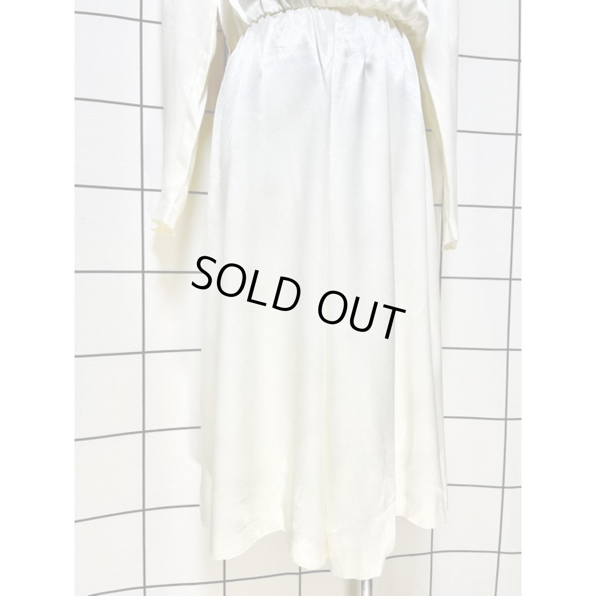 画像8: フロントリボンデザイン オフホワイト レトロ USA古着 ヴィンテージワンピース (8)