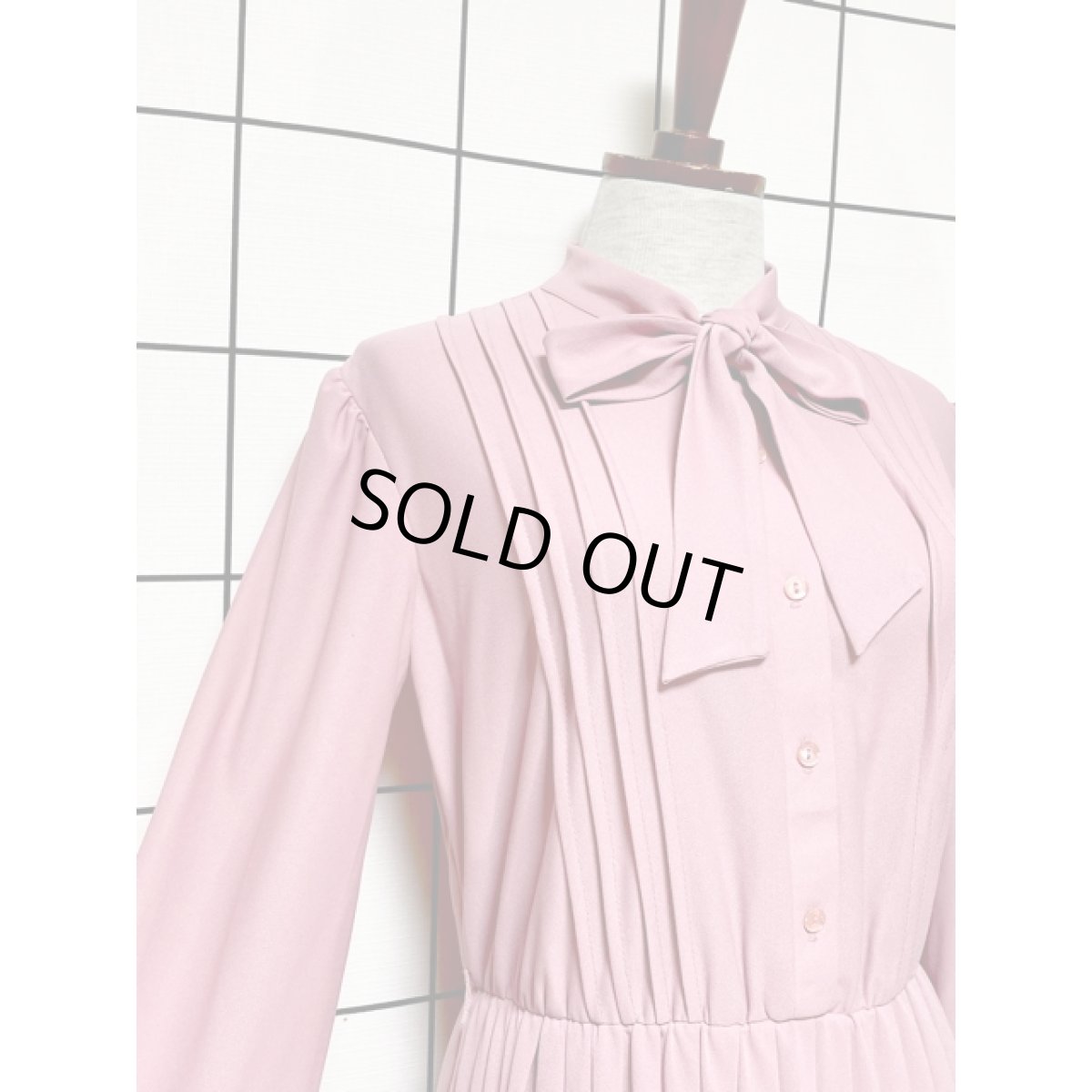 画像6: リボンタイ フロントタック くすんだピンク パーティーにもおすすめ レトロ USA古着 ヴィンテージドレス (6)