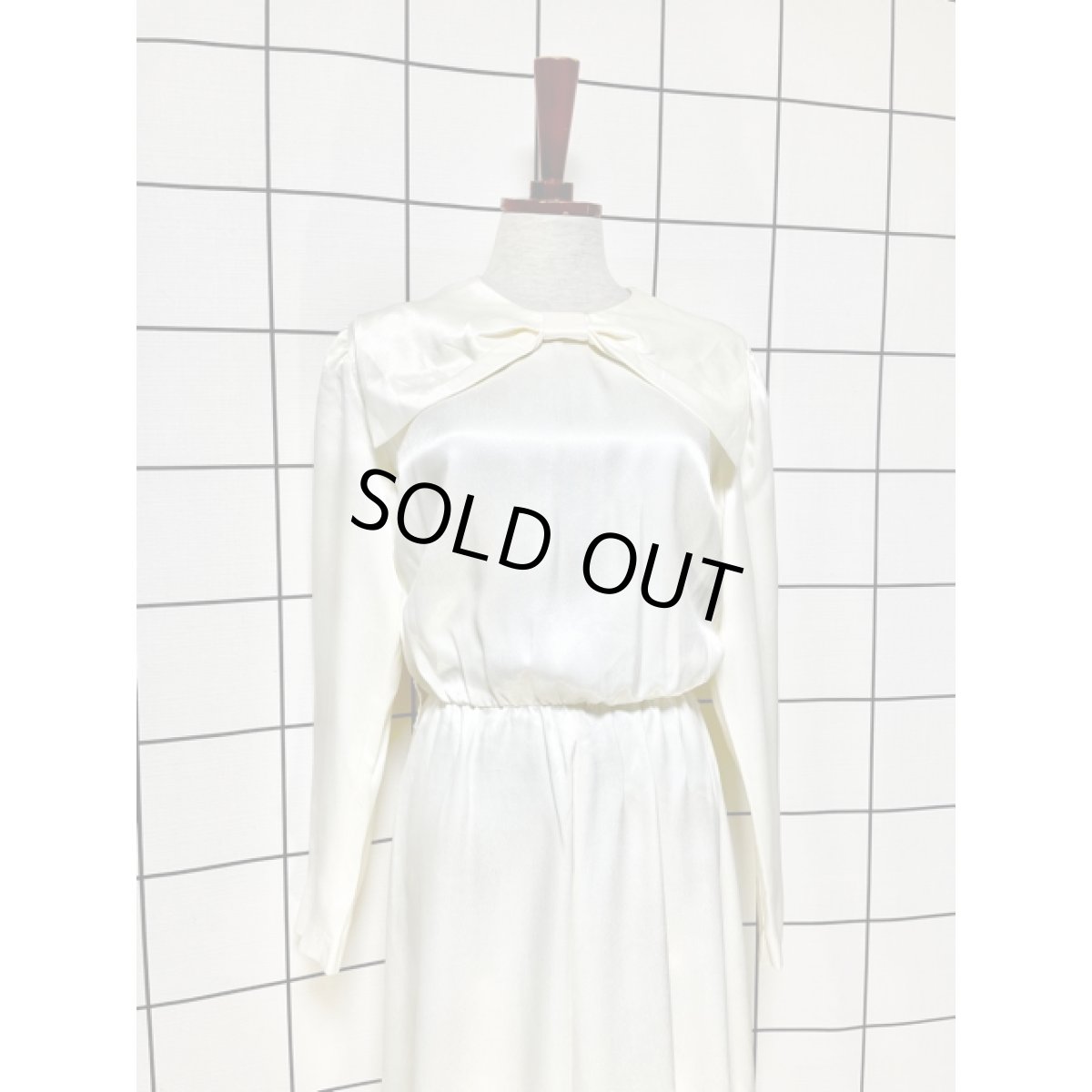 画像3: フロントリボンデザイン オフホワイト レトロ USA古着 ヴィンテージワンピース (3)