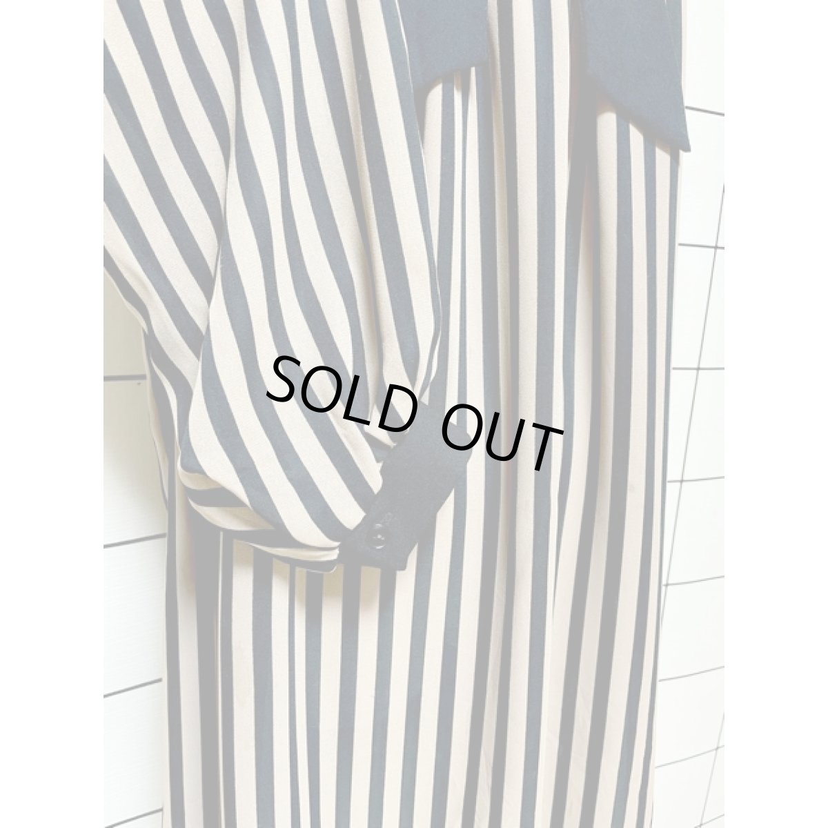 画像7: リボンタイ ゆったりシルエット ストライプ レトロ USA古着 ヴィンテージワンピース (7)