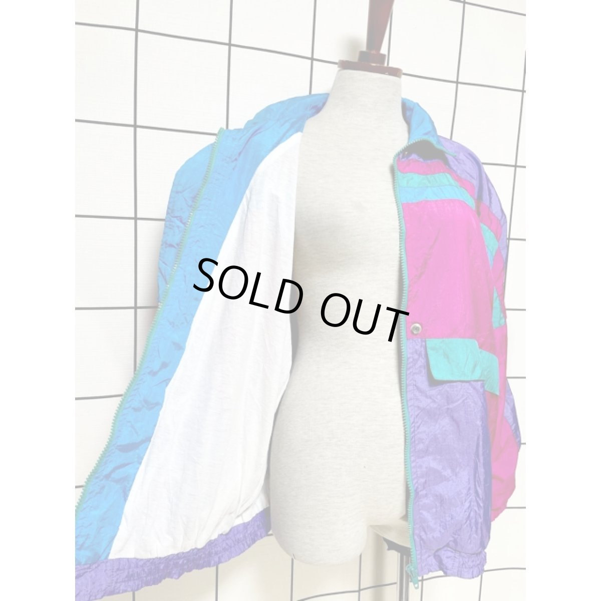 画像10: マルチカラー ジップアップ USA古着 ジャンパー ブルゾン ヴィンテージナイロンジャケット (10)