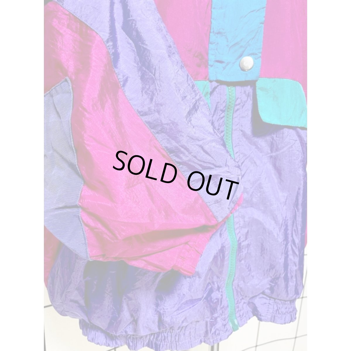 画像7: マルチカラー ジップアップ USA古着 ジャンパー ブルゾン ヴィンテージナイロンジャケット (7)