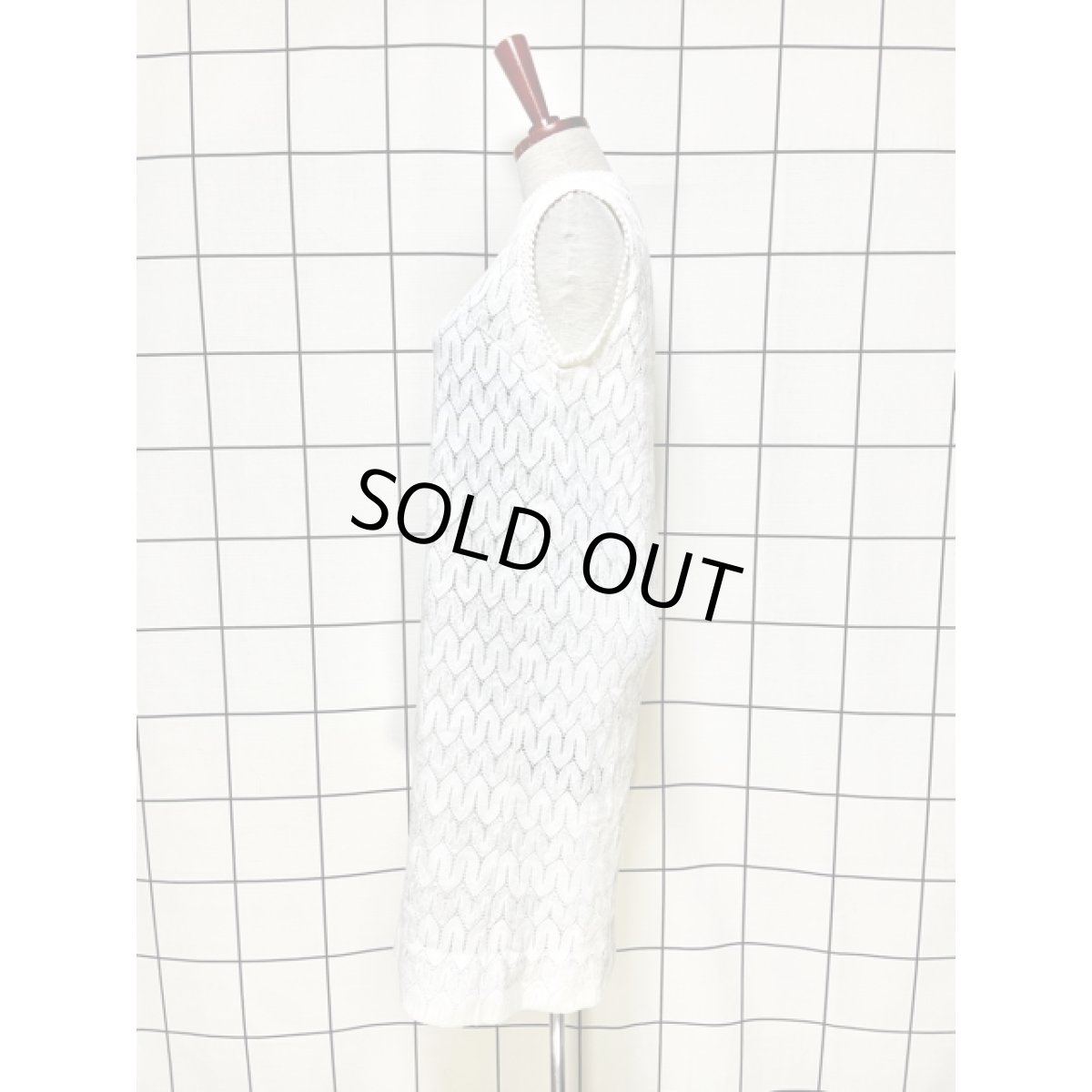 画像2: ニット ホワイト ラメ USA古着 ノースリーブ レトロ  ヴィンテージワンピース (2)